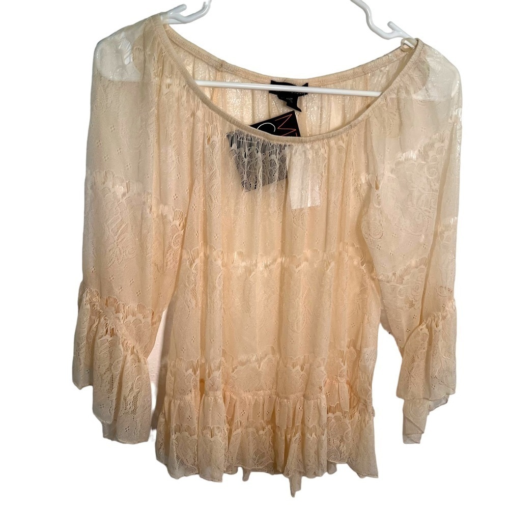 Miss Chievous Womens Juniors Sz Small Lace Blouse Almond Off Shoulder 3/4 Sleeve